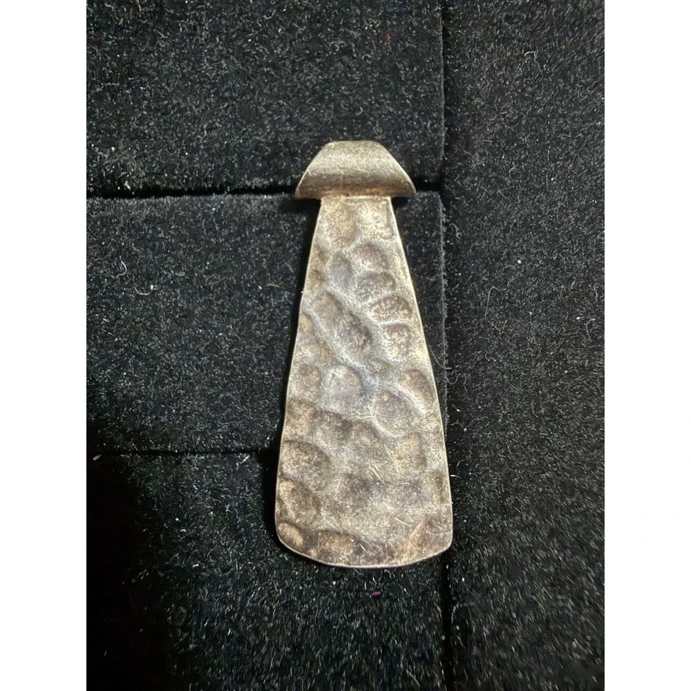 SILPADA 925 Sterling Silver Vintage Hammered Finish Pendant